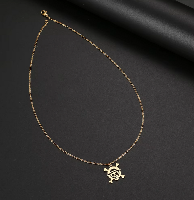 ⚓ Collier One Piece Jolly Roger – Édition Or & Argent 🏴‍☠️