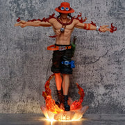 🔥 Figurine Portgas D. Ace LED | Flamme Légendaire avec Base Lumineuse 🏴‍☠️✨